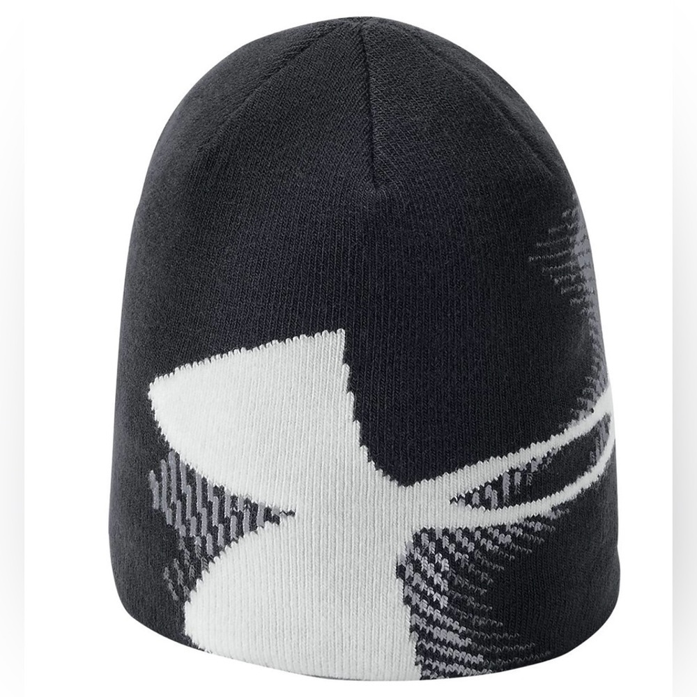 Under Armour Boys Black and White Knit Hat
